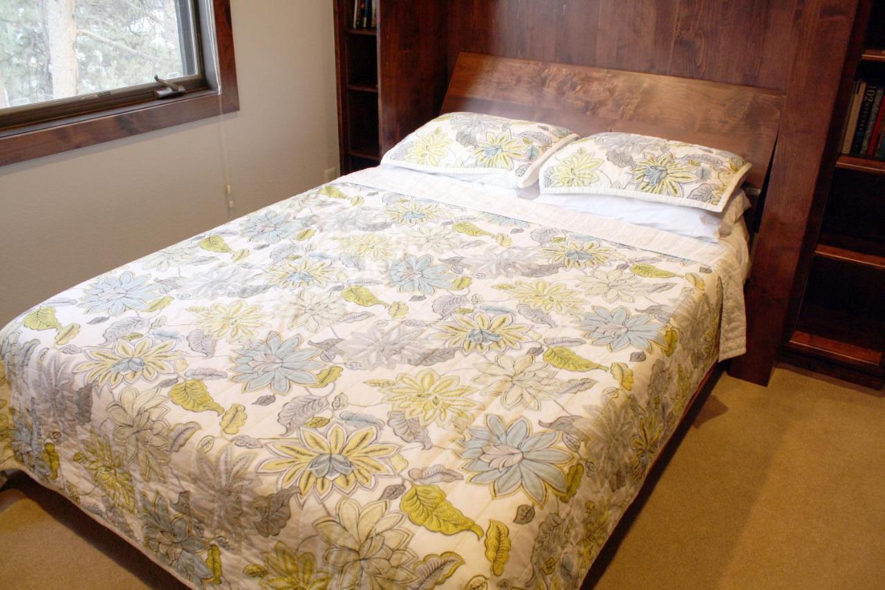Pinecreek #E - 3 Bedroom - Pool And Hot Tub Access - Close To Town - Shuttle To Slopes Breckenridge Exteriör bild