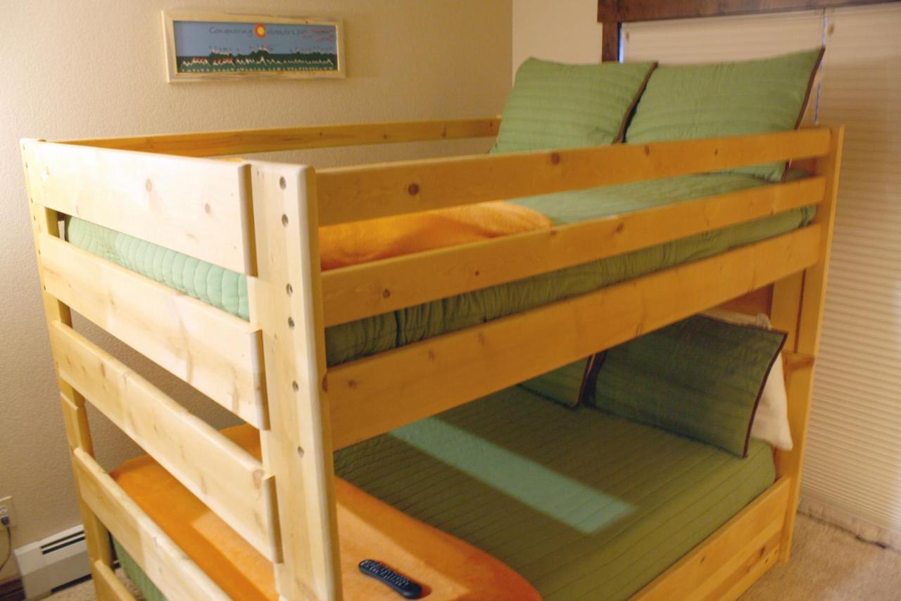 Pinecreek #E - 3 Bedroom - Pool And Hot Tub Access - Close To Town - Shuttle To Slopes Breckenridge Exteriör bild